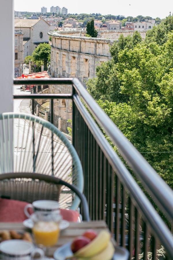 Vista Center Apartment Пула Екстериор снимка