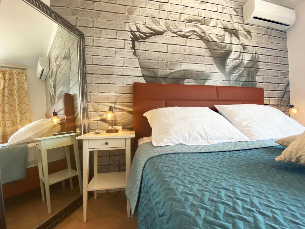 Vista Center Apartment Пула Екстериор снимка