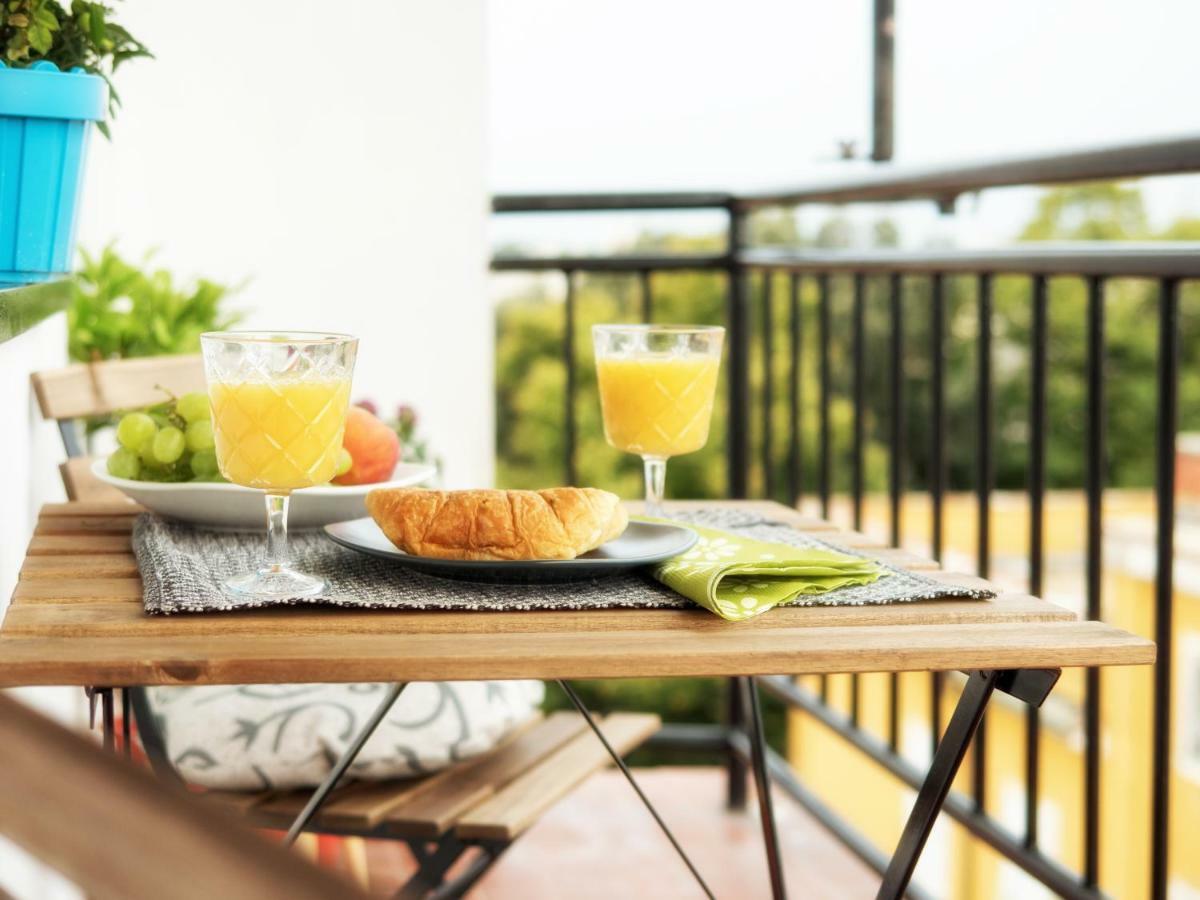 Vista Center Apartment Пула Екстериор снимка